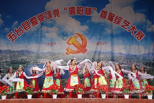 早上慢跑30分钟和晚上散步60分钟,哪个更健康?